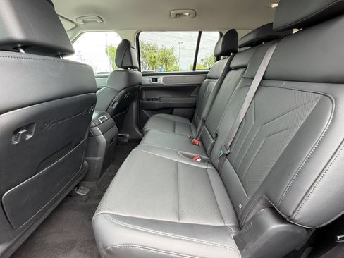 Used 2026 Hyundai Santa Fe SEL FWD image 27