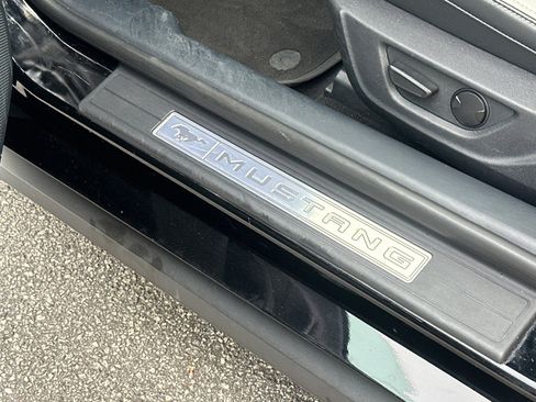 Used 2024 Ford Mustang Premium image 31