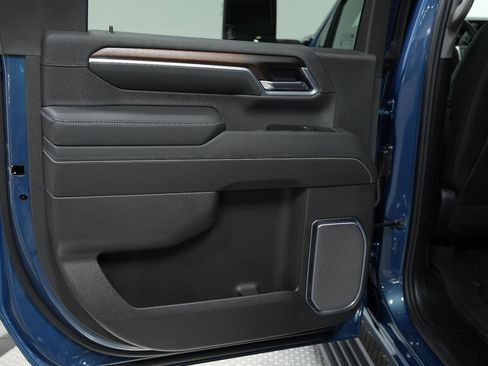 New 2026 GMC Sierra 2500 Denali w/ Denali Reserve Package image 21