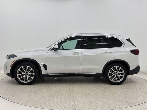 Used 2024 BMW X5 xDrive40i w/ Premium Package AWD/4WD image 2