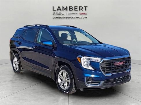 Used 2022 GMC Terrain SLE w/ Driver Convenience Package image 7