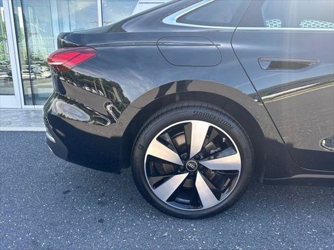 Used 2025 Audi A5 2.0T Premium w/ Convenience Package AWD/4WD image 4