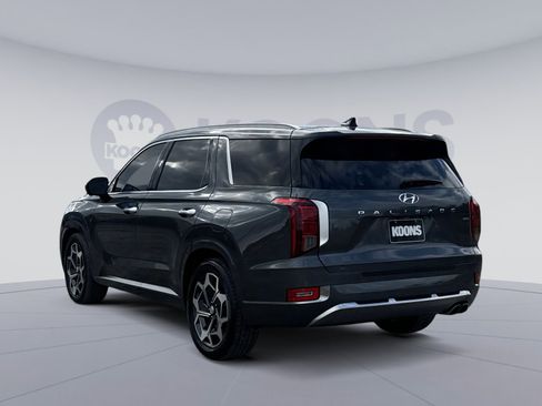Used 2022 Hyundai Palisade Calligraphy image 4