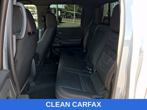 Used 2024 Nissan Frontier PRO-4X w/ Technology Package AWD/4WD image 13
