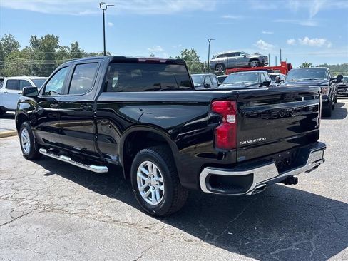 Used 2022 Chevrolet Silverado 1500 LT w/ Z71 Off-Road Package AWD/4WD image 5