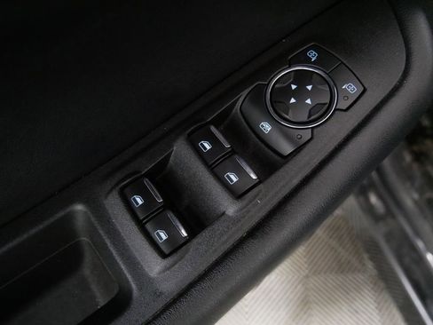 Used 2022 Ford Edge SEL w/ Convenience Package image 13