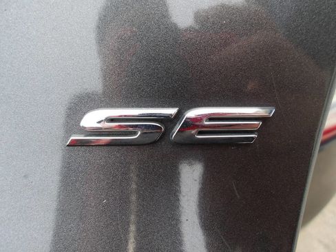 Used 2016 Ford Fusion SE image 38