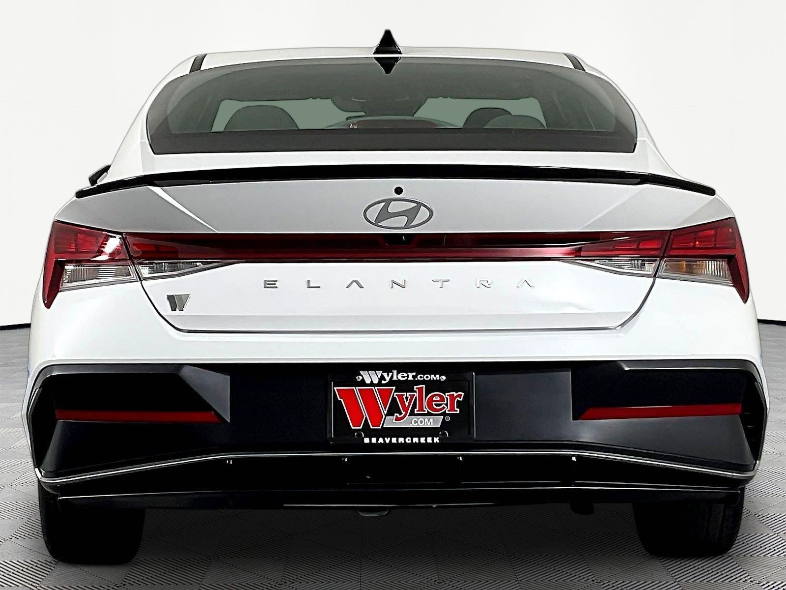 Certified 2026 Hyundai Elantra SEL Sport FWD image 5