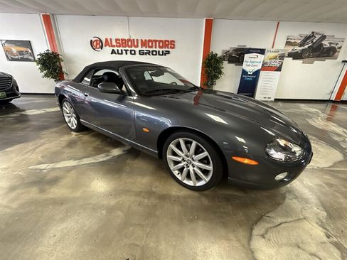 Used 2006 Jaguar XK8 Convertible RWD image 32