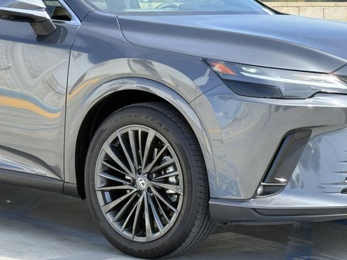 Used 2025 Lexus RX 350 Premium w/ Convenience Package image 4