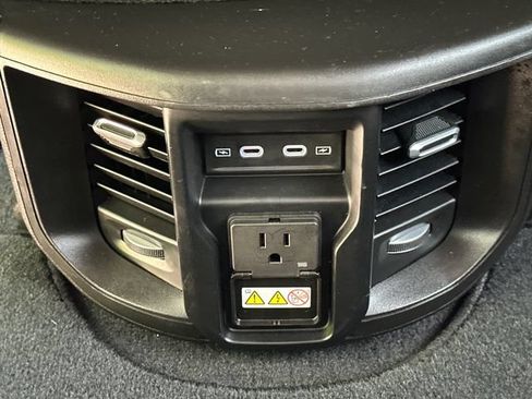 Certified 2026 RAM 2500 Laramie AWD/4WD image 23