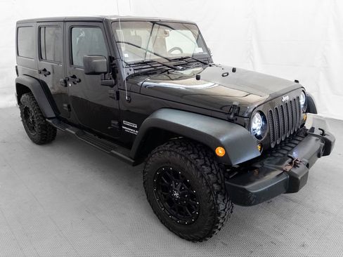 Used 2015 Jeep Wrangler Unlimited Sport w/ Quick Order Package 24S image 8
