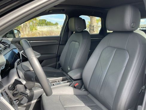 Used 2021 Audi Q3 2.0T Premium image 2