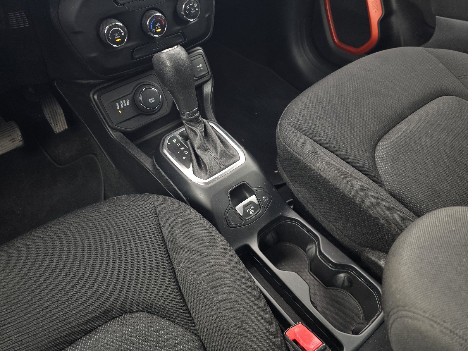 Used 2020 Jeep Renegade Sport AWD/4WD image 17