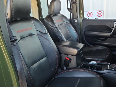 Used 2021 Jeep Wrangler Unlimited Rubicon image 42