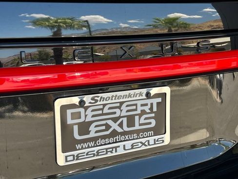 Used 2025 Lexus GX 550 w/ Accessory Package (2T) AWD/4WD image 19