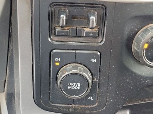 Used 2021 Ford F150 XLT w/ Trailer Tow Package image 19