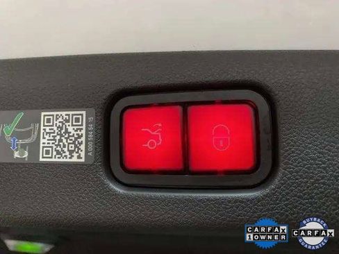 Used 2025 Mercedes-Benz E 350 Sedan image 8