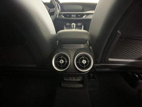 New 2025 Alfa Romeo Stelvio Sprint image 38