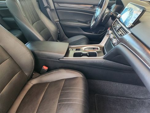Certified 2020 Honda Accord Touring image 13
