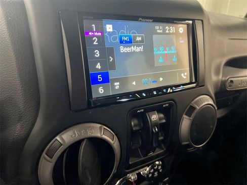 Used 2017 Jeep Wrangler Unlimited Sport w/ Quick Order Package 24S image 13