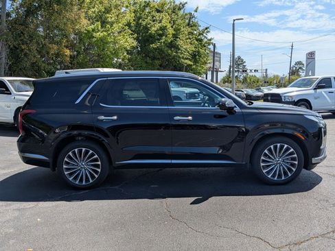 Used 2025 Hyundai Palisade Calligraphy image 5