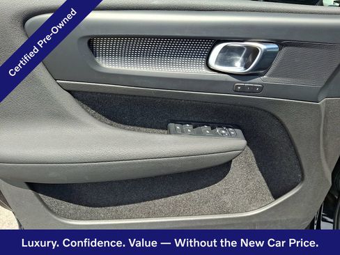Certified 2023 Volvo XC40 B5 Plus w/ Climate Package AWD/4WD image 13