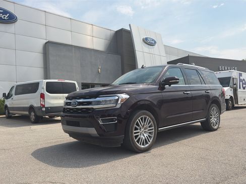 Used 2023 Ford Expedition Limited RWD image 1