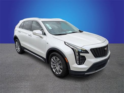 Used 2021 Cadillac XT4 Premium Luxury w/ Driver Awareness Package image 7