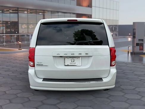 Used 2017 Dodge Grand Caravan SE w/ Power Window Group FWD image 5