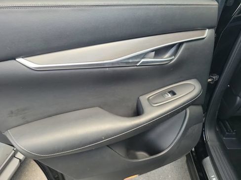 Used 2022 INFINITI QX50 Luxe w/ Appearance Package FWD image 9
