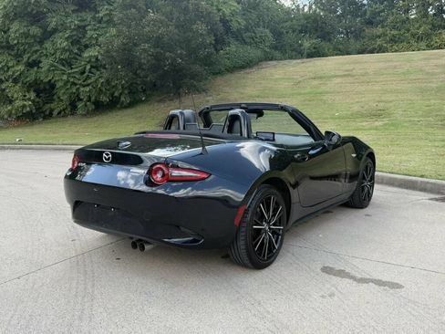 Used 2024 MAZDA MX-5 Miata Grand Touring RWD image 15
