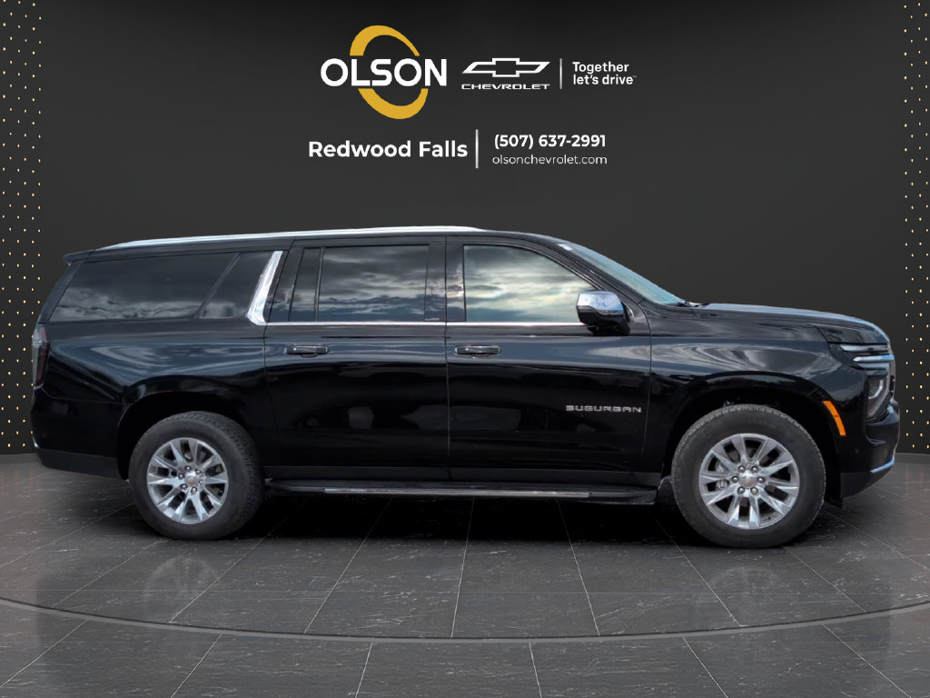 Used 2026 Chevrolet Suburban Premier w/ Sun And Tow Package AWD/4WD image 6