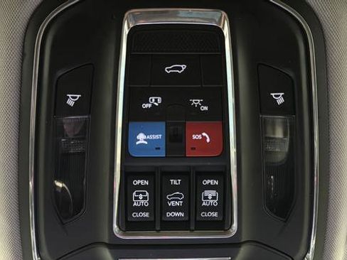 Used 2022 Jeep Grand Cherokee Limited 4xe w/ MOPAR Finishing Package AWD/4WD image 29