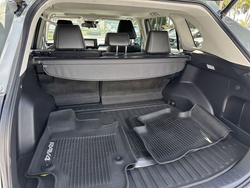 Used 2021 Toyota RAV4 XLE Premium AWD/4WD image 55