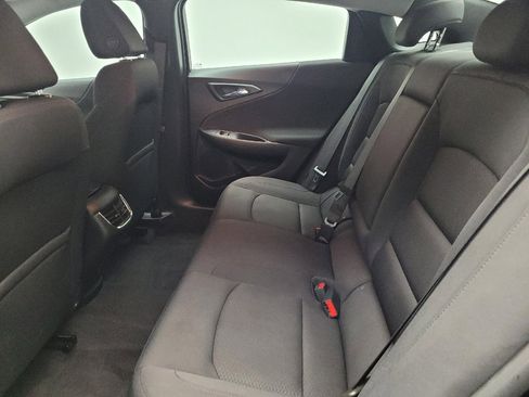 Used 2022 Chevrolet Malibu LT FWD image 18