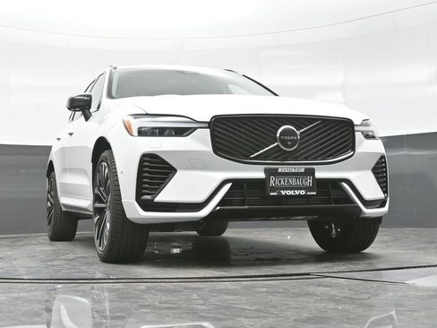 New 2026 Volvo XC60 T8 Ultra w/ Climate Package PRO AWD/4WD image 38
