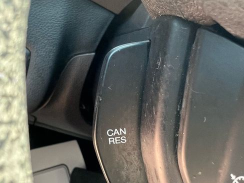 Used 2016 Ford Escape SE w/ Equipment Group 201A image 19