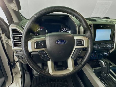 Used 2015 Ford F150 Lariat AWD/4WD image 16