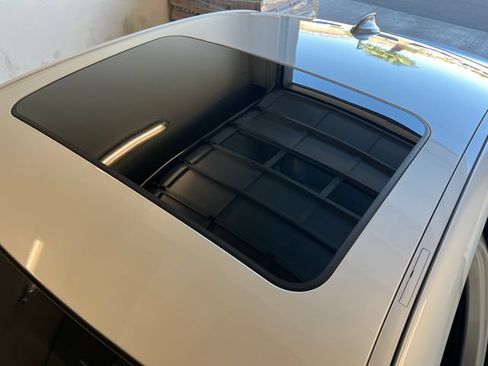 Used 2019 BMW 330i Sedan RWD image 13