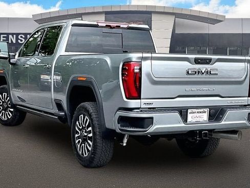 New 2026 GMC Sierra 2500 Denali Ultimate w/ Max Trailering Package AWD/4WD image 3