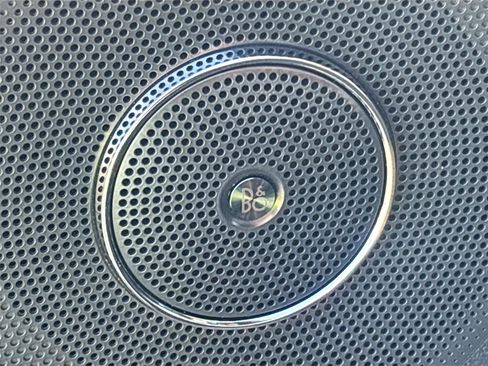 Used 2023 Ford Expedition Limited image 20