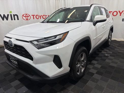 Used 2024 Toyota RAV4 LE image 3
