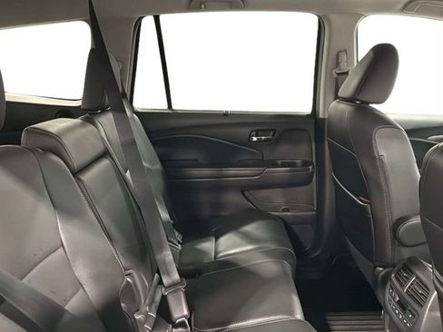 Used 2021 Honda Pilot Black Edition image 18
