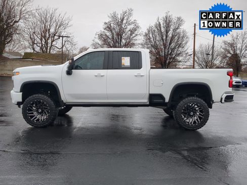 Used 2022 Chevrolet Silverado 3500 High Country w/ Safety Package II image 3