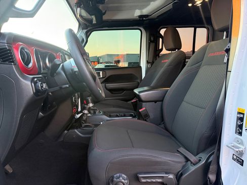 Certified 2023 Jeep Gladiator Rubicon w/ Trailer Tow Package image 12
