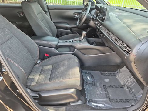Certified 2024 Honda HR-V Sport image 30