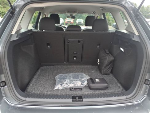 Certified 2025 Volkswagen Taos S AWD/4WD image 14