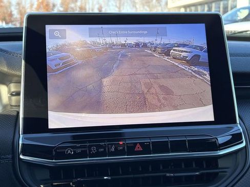 New 2026 Jeep Compass Latitude image 22