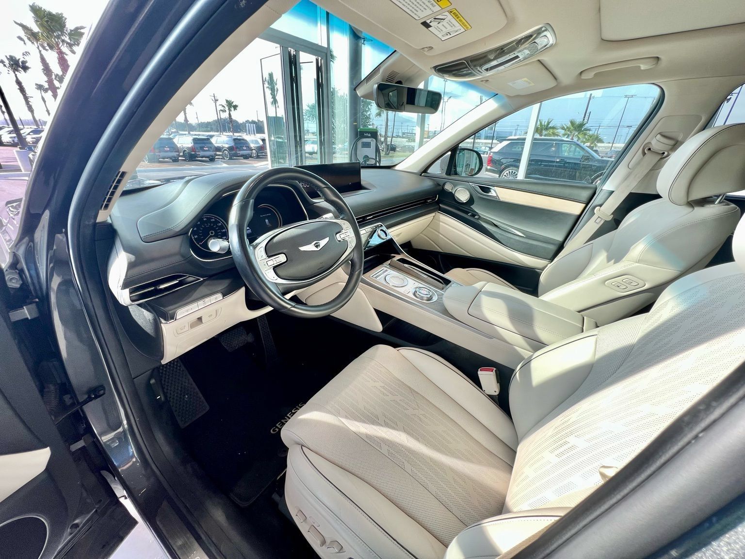Used 2022 Genesis GV80 3.5T w/ Advanced Package 06 AWD/4WD image 8